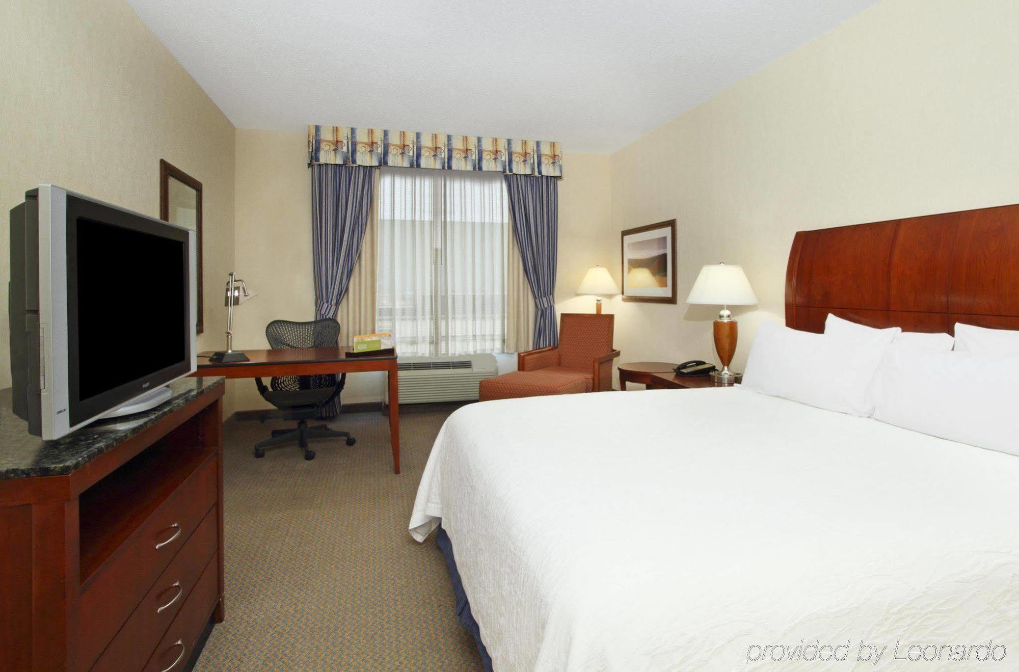 Hilton Garden Inn Columbus-University Area Exterior foto